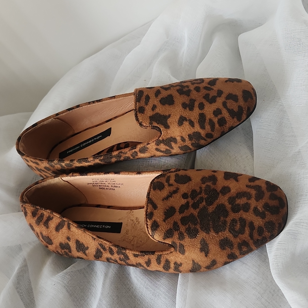 French Connection Women's  Delilah Flats Size 9